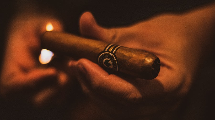 How to Choose a Cigar: A Guide