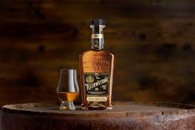 Buy Yellowstone Bourbon: Kentucky Straight Whiskeys for Every Palate | Sam Online Liquor Store