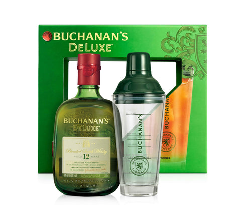 Buchanan’s Deluxe aged 12 years with a Shaker gift set
